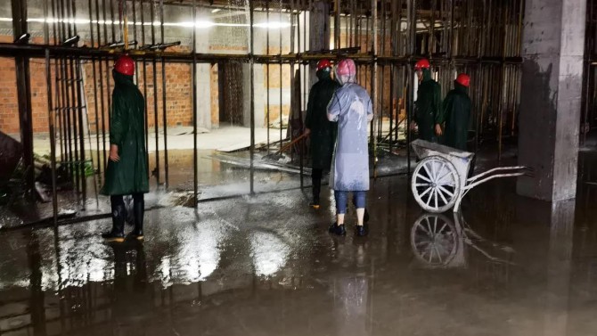 百酈玲瓏府項(xiàng)目各參建單位積極落實(shí)抗臺(tái)工作