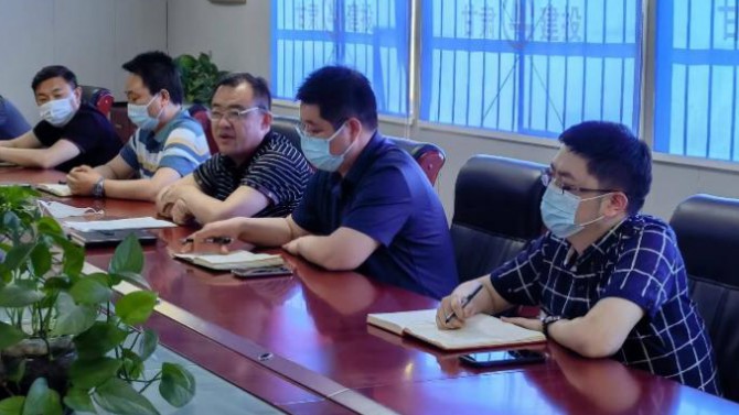 堅定信心戰(zhàn)疫情，同舟共濟(jì)筑防線